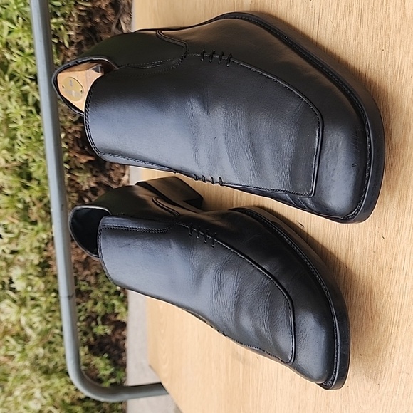 Steve Madden Black Leather Men's Slip-On Loafers Size 9.5 - Picture 2 of 12